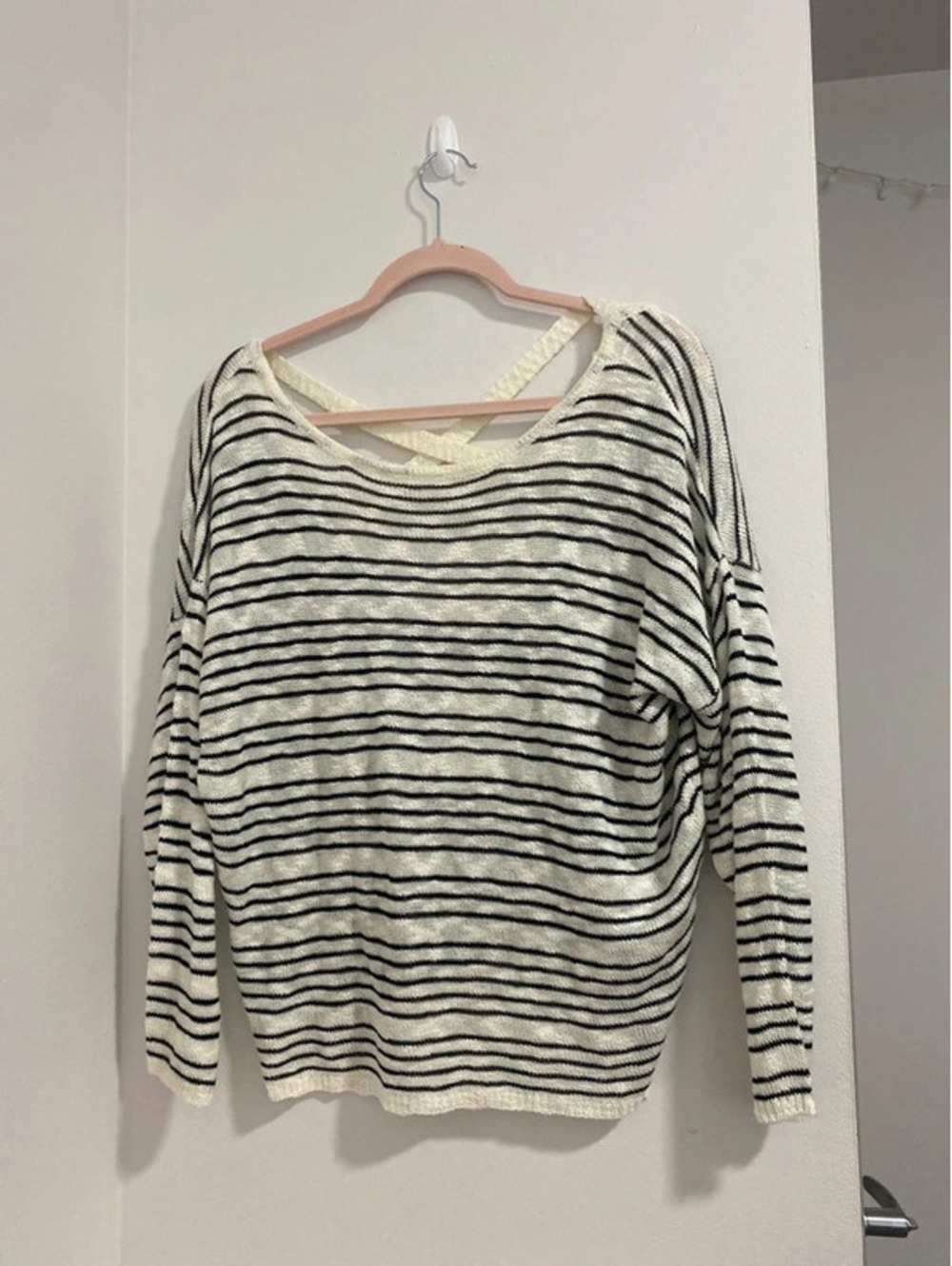 NWT eesome sweater - size small